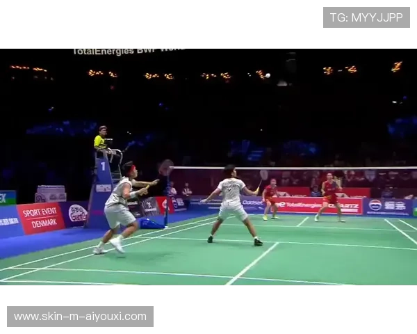 网球比赛中出现完美组合截击得分